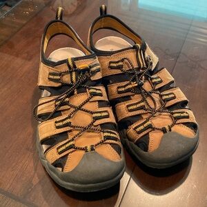 Back roads, water sandal, size 12